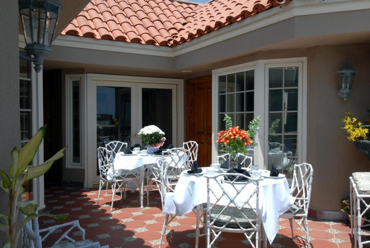 Doryman'S Oceanfront Inn Newport Beach Bagian luar foto